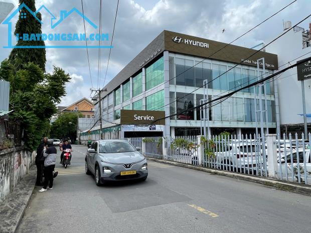 Bán gấp đất mặt tiền đường số 3 Hiệp Bình Phước, Thủ Đức, DT 1130m2 (15 x 75) giá 64 tỷ