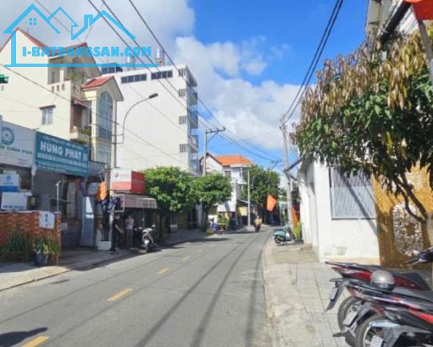 Bán Đất Mặt Tiền, ĐH Cảnh Sát-Đường Số 6 Linh Tây, Ngang 5m, 110m2(5mx22m), Chỉ 10 Tỷ (TL)