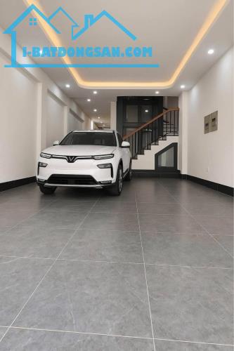 Bán nhà Bồ Đề, Long Biên | 75m² | 5 tầng thang máy | Gara ô tô | Full nội thất