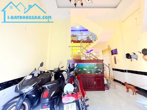 CHỈ 5.8 TỶ TL -CĂN GÓC 2 MẶT THOÁNG -NGUYỄN DUY CUNG -GÒ VẤP - 5X10M -4 TẦNG -HẺM XE HƠI