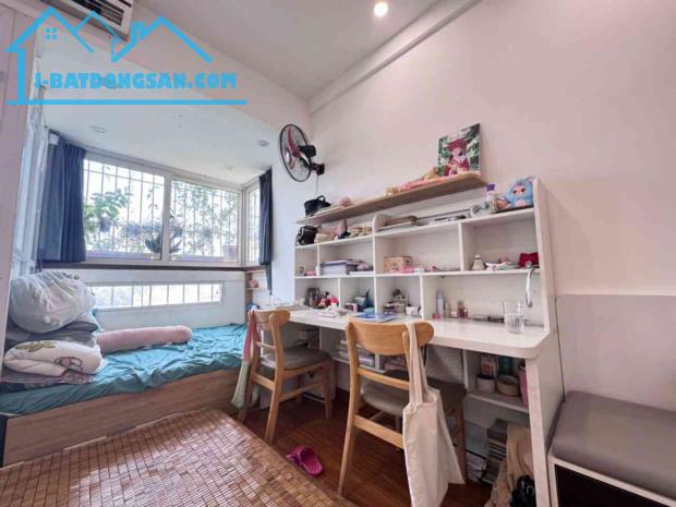 CĂN HỘ 48M2 XUÂN LA - QUANH 4 TỶ - CHO KHÁCH MUỐN MUA GẦN HỒ TÂY