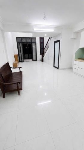Trích Sài - Toà CCMN 90m² MT 5m - 50m ra Hồ Tây - Ngõ 3 gác tránh -Dòng tiền 500tr - 25 tỷ