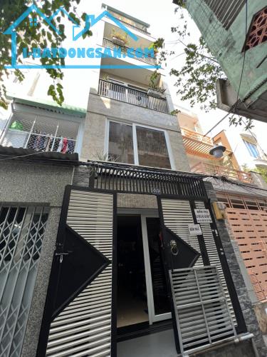Bán Nhà Hẽm Nguyễn Tri Phương 30.4m2, 4Tầng,7,5 TỶ/TL - Phường 9,Q.10