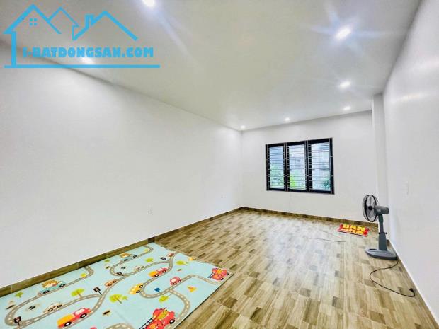 Chỉ 5.X T. Ỷ SỞ HỮU SIÊU PHẨM KINH DOANH