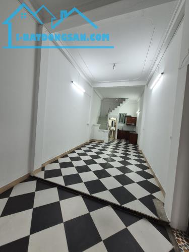 BÁN NHÀ DÂN XÂY 1.69 TỶ 3 TẦNG 40M2 NGÕ CỰC NGẮN ĐƯỜNG KÊNH