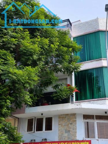 QUẬN 3 MẶT TIỀN HOÀNG SA (7x8) LÔ GÓC 5TẦNG KINH DOANH SẦM UẤT CÓ VỈA HÈ RỘNG CHỈ 19.3TỶ