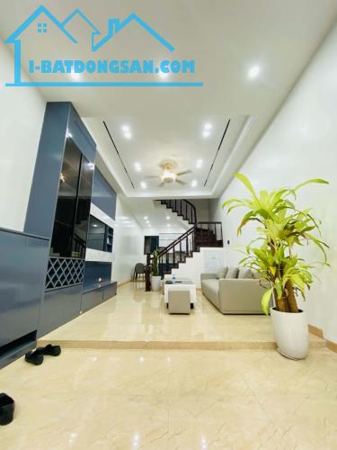 NHÀ MỚI ĐẸP GẦN PHỐ Ô ĐỒNG LẦM 53m2 x 4T_NGÕ THÔNG_2 THOÁNG_FULL NỘI THẤT_VỀ Ở NGAY