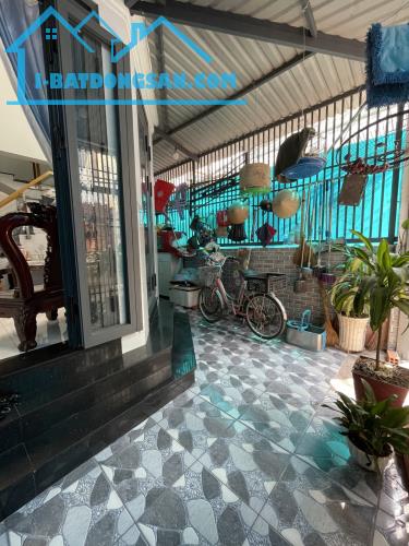 CẦN BÁN NHÀ RIÊNG 4 TẦNG - BTCT TÂN THƠI HIỆP 21 DTS 110M2 - 4PN - PK BẾN SHR GIÁ 4,35 TU