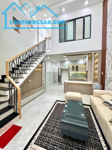 Bán nhà 1/ NGUYỄN THỊ KIỂU Q12, hẻm xe hơi -60m2 -ngang 4.6m - 2 Tầng - 3PN- chi 4ty7