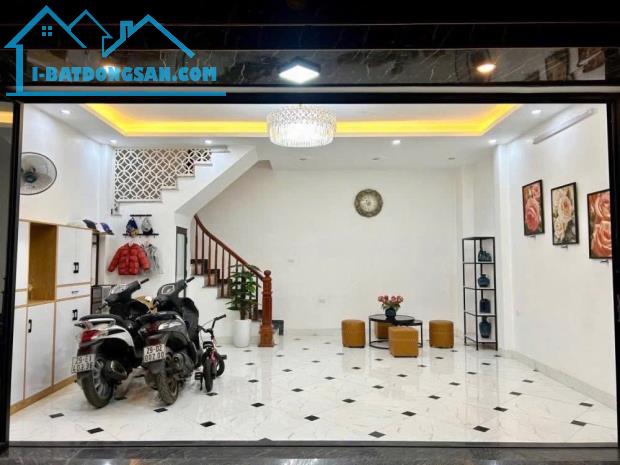 BÁN NHÀ MỚI 6 TẦNG MẶT TIỀN RỘNG, GARA 2 Ô TÔ, NGÕ THÔNG PHỐ TÔ VĨNH DIỆN – THANH XUÂN.