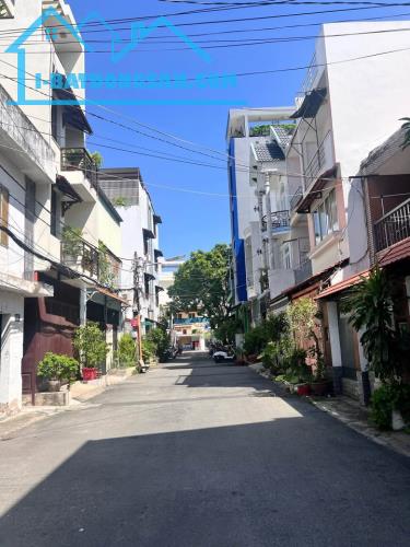 Hẻm Nhựa 7m Xe Hơi Ngủ Nhà, Nguyễn Sơn 4X14M2 2 Tầng Mới 3PN Giá 6.2 Tỷ