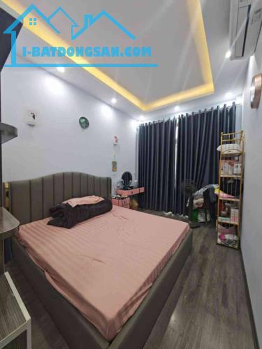 CẦU GIẤY - TẦM TIỀN HIẾM - DÂN XÂY CHẮC CHẮN - TƯƠNG LAI MẶT PHỐ - NGÕ THÔNG