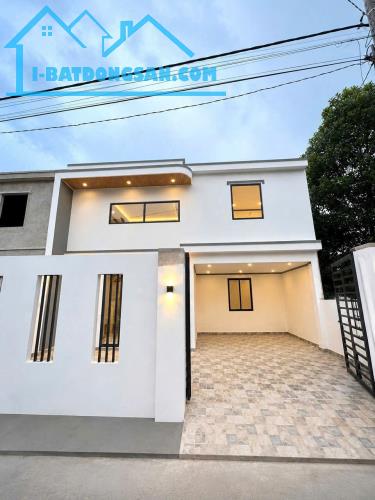 Nhà siêu xinh ngang 8m quá đẹp gần ngã 4 Tân Triều-Tp Đồng Nai,Trả trước 500 triệu nhận nh