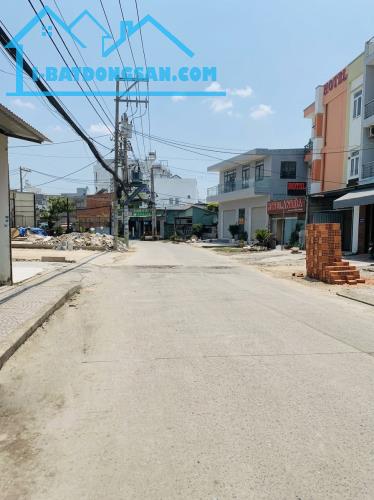[O2706] Mặt tiền kinh doanh 363m2 sát BV Trung Mỹ Tây - Giá 37.x tỷ