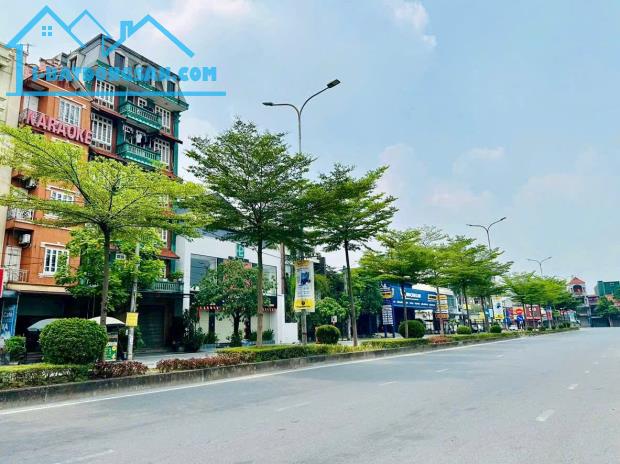 SIÊU VVIP, MẶT PHỐ MINH KHAI, 6 LÀN ĐƯỜNG OTO, TIỆN ÍCH NGẬP TRÀN XUNG QUANH, SỔ HỒNG THƠM