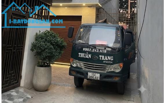 chỉ 3 ty có ngay lô góc 3 mặt thoáng ngõ oto đỗ có sân công riêng