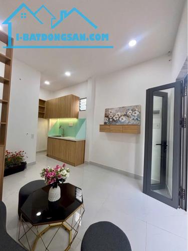 Chỉ hơn 3 tỷ Nhà Bình Thạnh, Chu Văn An diện tích(3.3x5), hẻm thông xe máy