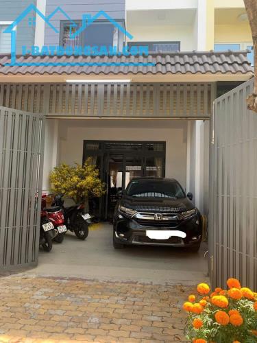 MT Đường số 2, Phước Long B – Dt 112m² (5-5.8m x 20m) x 4 tầng – Nở hậu