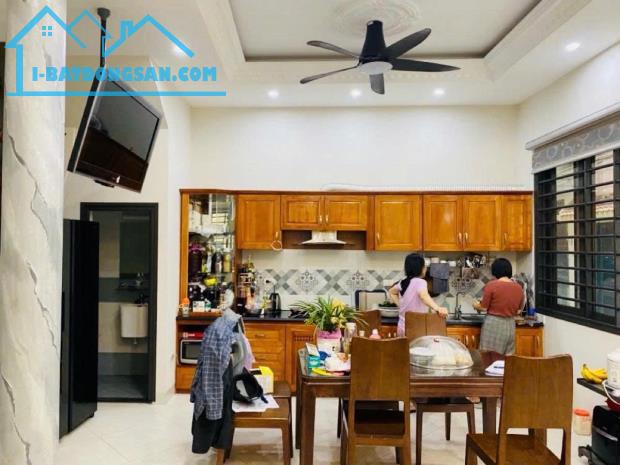 Bán nhà phố Phan Đình Giót 47m2, 4T, MT6.6m lô góc Gara ô tô 15.5 tỷ gần Hồ Phương Liệt
