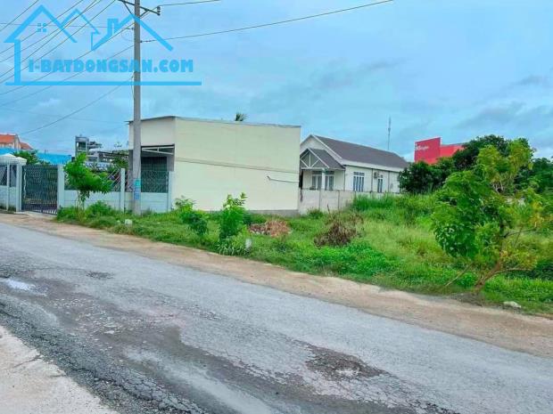 KẸT TIỀN BÁN GẤP 430M2 ĐẤT ĐÔ THỊ NGAY KCN DÂN CƯ ĐÔNG MUA BÁN SẦM UẤT. GIÁ 470TR