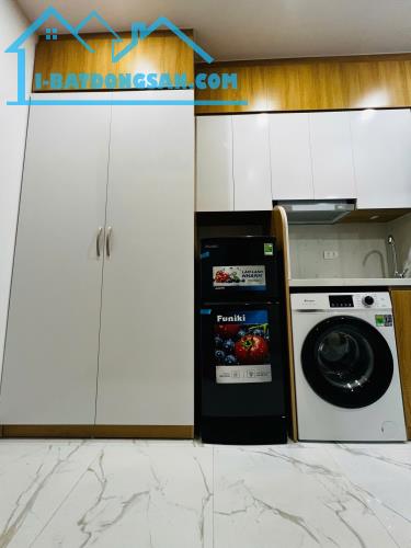 Bán tòa CHDV Láng Hạ thang máy pccc đầy đủ 65m*7T, 22pkk, DT 100tr/th giá 19,5 tỷ!