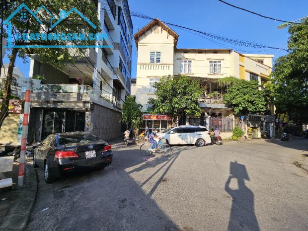 Bán nhà 69m nhỉnh 10 tỷ Việt Hưng Long Biên gần ô tô tránh ngõ thông
