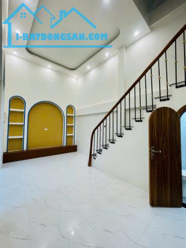 BÁN NHÀ RIÊNG PHỐ ĐÔNG THIÊN 23/145M2, 5 TẦNG, 4 NGỦ , 4 PHỤ. SỔ ĐỎ ĐẸP. GIÁ 6,5 TỶ
