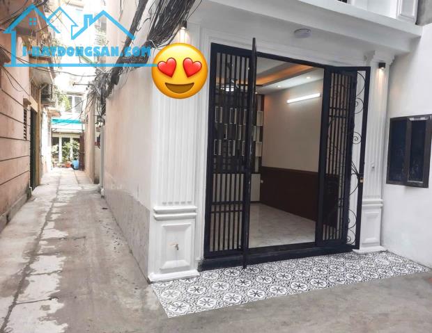 Hồ Tùng Mậu Lô Góc 40M Nhà hướng sáng, không gian thoáng, phù hợp gia đình mua ở lâu dài