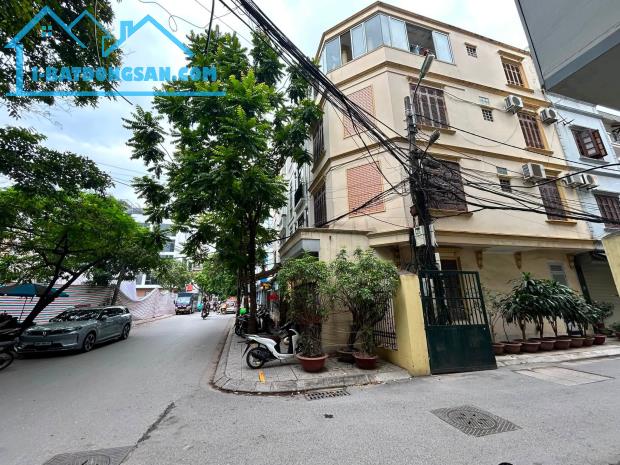 Bán nhà P/Lô Ô Tô Tránh Phố Lạc Trung 42m2-4T-MT4m Vừa Ở Vừa Kinh Doanh 17 Tỷ Lạc Trung.