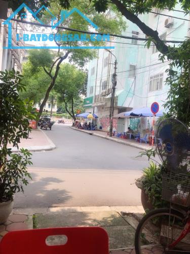 Bán Đất Mặt Phố Khương Đình. Thanh Xuân. Ô Tô. Vỉa Hè. DT 185m2. MT 7.8m. Giá 87.5 Tỷ