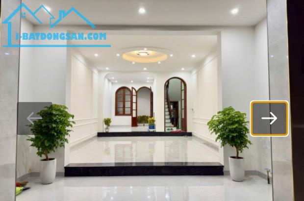 PHÂN LÔ PHỐ TRẦN QUỐC HOÀN, NGÕ THÔNG, GẦN PHỐ, Ô TÔ TRÁNH, KINH DOANH, ĐÃ HOÀN CÔNG.