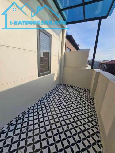 - Bán nhà mới Siêu Đẹp xây ngõ Miếu Hai Xã 40m2 - 3,55 TỶ