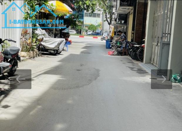 PHÂN LÔ PHỐ HÀO NAM, NGÕ THÔNG, Ô TÔ TRÁNH, THANG MÁY CHỜ, 60M, 4 TẦNG, Ở NGAY