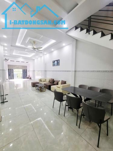 mặt tiền kinh doanh lâm thị hố 3 lầu trung mỹ tây quận 12