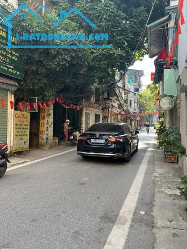 BÁN NHANH CĂN NHÀ P ĐẶNG TẤT DT 70M, 4T (mt9,8m) 27 TỈ.