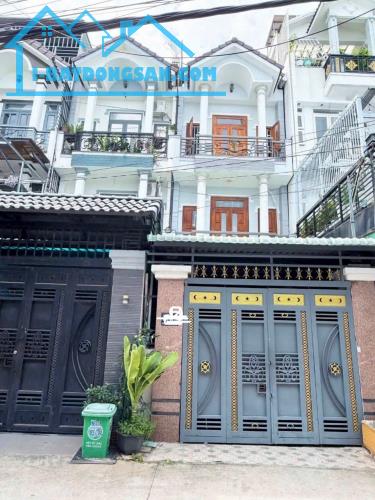 Bán nhà hẻm xe hơi thông 3 tầng – Thạnh Lộc 19 ngay chợ Cầu Đồng – Quận 12 gần Gò Vấp