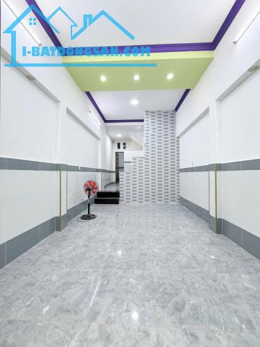 Nhà 2 tầng nở hậu hẻm Âu Dương Lân (P2Q8 cũ) P. Chánh Hưng. Giá 5,98 tỷ TL