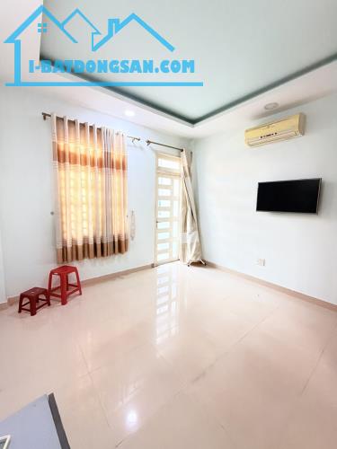 Giảm 1 tỷ mặt tiền Thoại Ngọc Hầu 68m² khu KD đỉnh, dòng tiền 15Tr/tháng, chỉ 5,x tỷ.