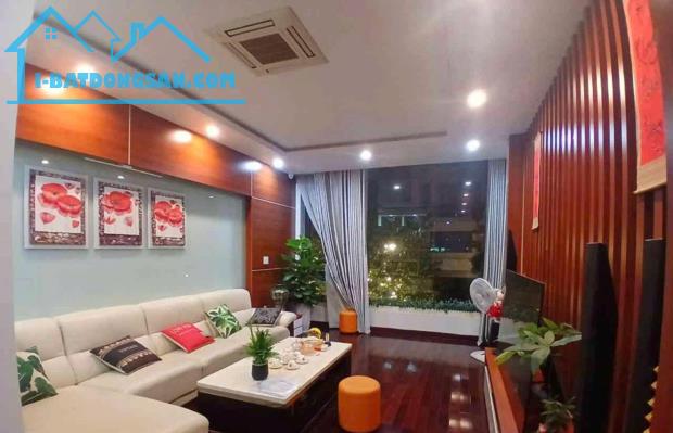 Biệt thự Mini 5 tầng thang máy - Khu phân lô Lê Hồng Phong