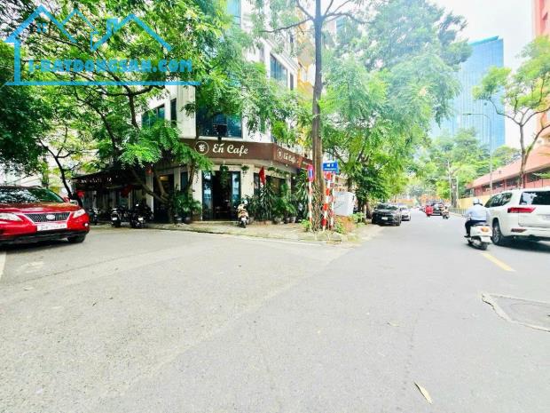 Bán nhà lô góc thang máy phố Phàm Tuấn Tài Cầu Giấy Hà Nội 21 tỷ. Mặt tiền 6m vỉa hè ô tô