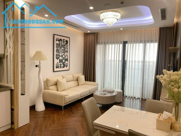 Bán căn hộ 2 phòng ngủ Diamond Crown Doji Hải Phòng, 71m², full nội thất, giá 3,9 tỷ