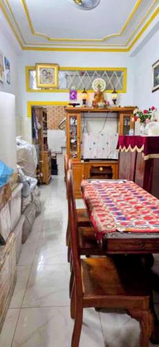 Nhà Tân Bình – ngay chợ Trần Văn Quang, 4 tầng ở ngay - dài 10m - 112m2 - hơn 6 tỷ.