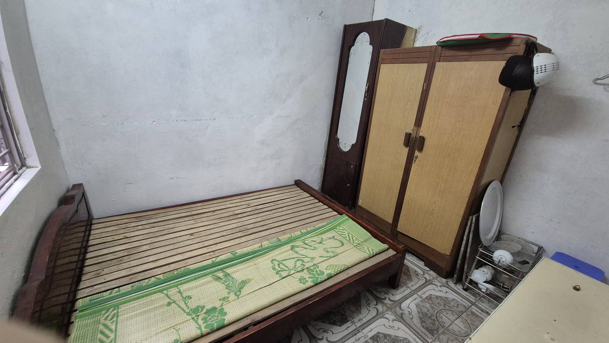 cho thuê phòng trọ cấp 4 tại ngõ 66 phố Vũ Xuân Thiều, phường Sài Đồng, Long Biên. Diện tích 15m2 kh