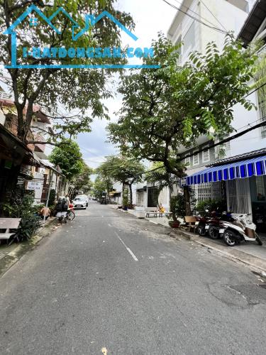 Bán nhà MT Nguyễn Trường Tộ ( gần Luỹ Bán Bích ) DT 4x17m - lửng 1 lầu - Giá : 10.5 tỷ