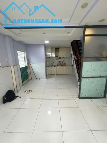 BÁN NHÀ MẶT TIỀN TRẦN VĂN THÀNH QUẬN 8 - 56M2 - 2 TẦNG - NGAY CHỢ - GIÁ 4.35 TỶ