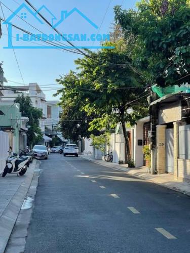 *Bán lô đất ngay trung tâm Hòa Cường, đường Trần Tấn Mới, dt 100m2, giá chỉ 7,15 Tỷ