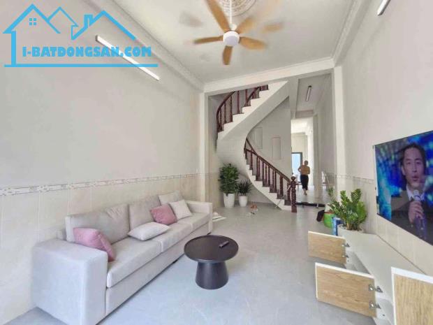 MẶT TIỀN THÔNG BÌNH TRƯNG Q2 - 78m2 - 2 TẦNG