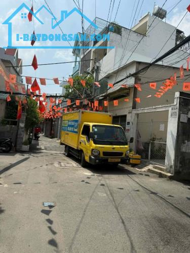 💥TÂY HOÀ -🚘HXH -🏦2 LẦU -📐60m2 -💰6.2tỷ. 🍀Nhà đẹp ở Ngay - Tặng nội thất -gần mặt tiền