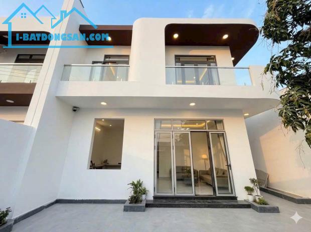 BIỆT THỰ MINI ĐẸP LONG LANH – VÀO Ở NGAY!