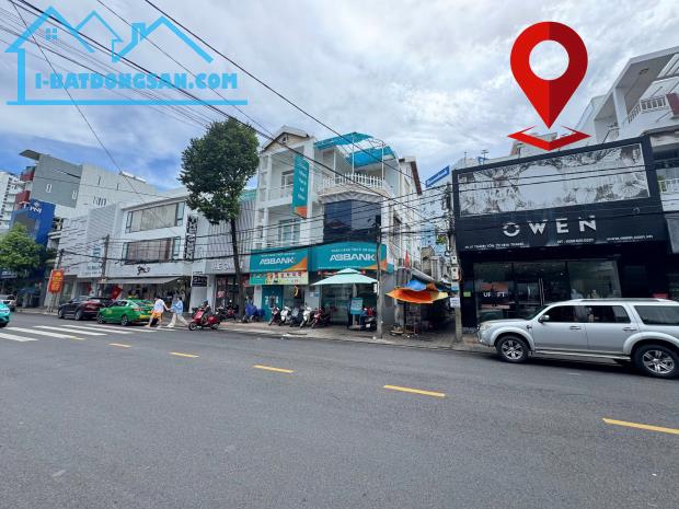 Bán nhà 66,4m2 mặt tiền Lý Thánh Tôn, dòng tiền 60tr/tháng, Trung tâm Nha Trang
